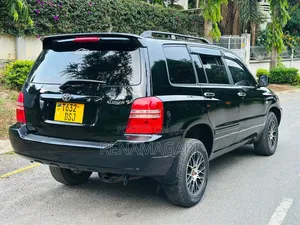 Toyota Kluger 2004 Black