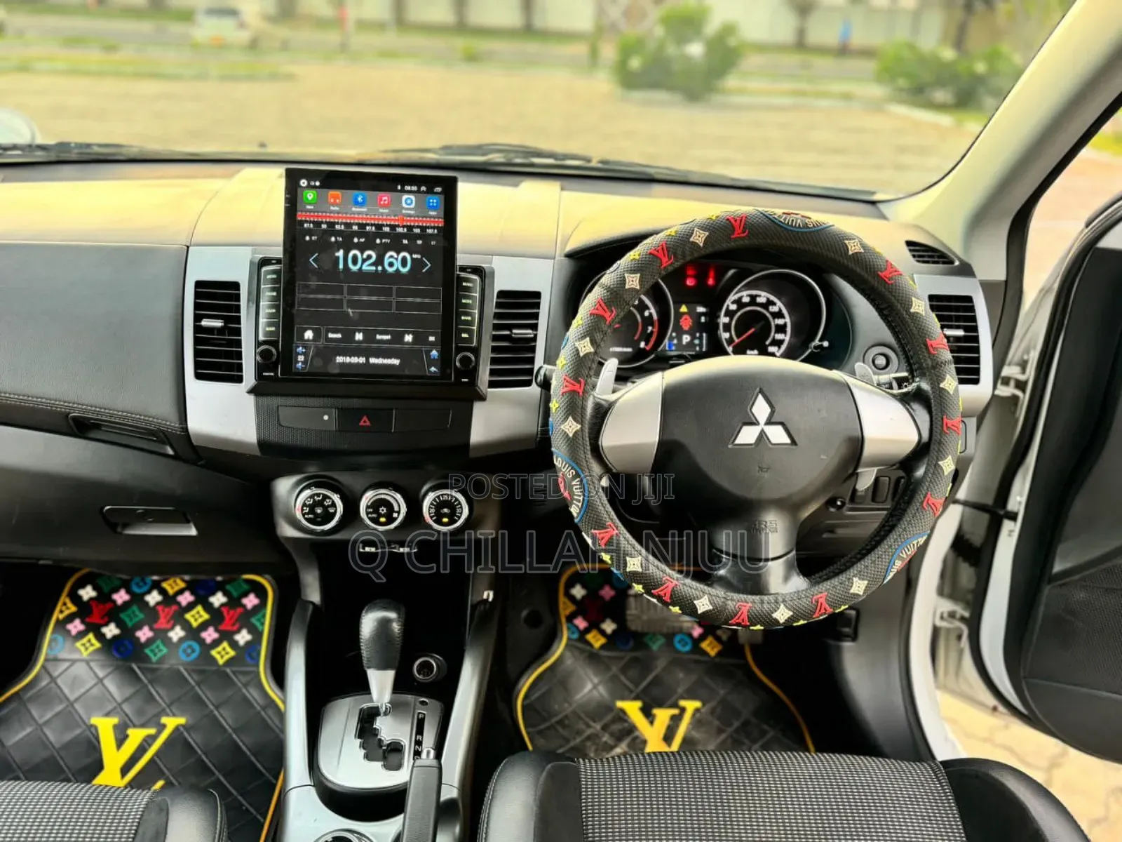 Mitsubishi Outlander 2015 White