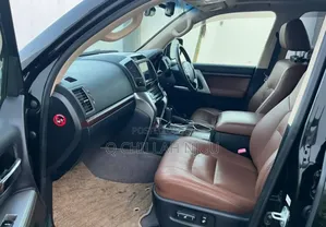 Toyota Land Cruiser 2015 Black