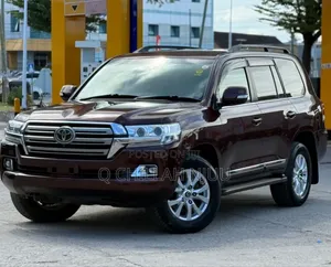Toyota Land Cruiser 2017 Burgundy