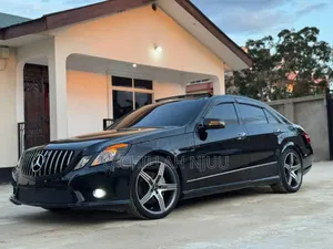Mercedes-Benz E250 2010 Black