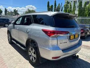 Toyota Fortuner 2017 Gray