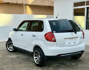 Mazda Verisa 2008 White
