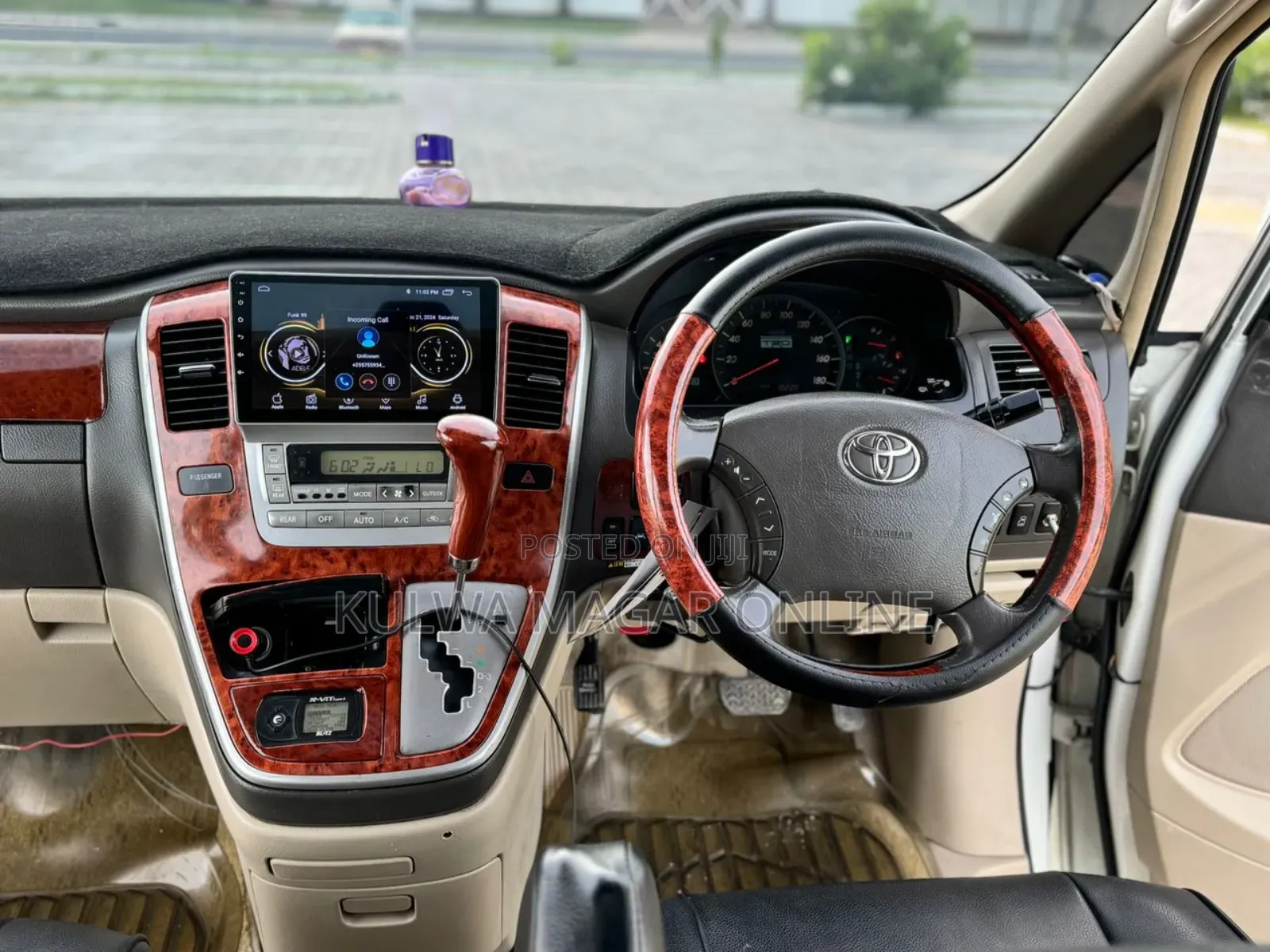 Toyota Alphard 2005 White