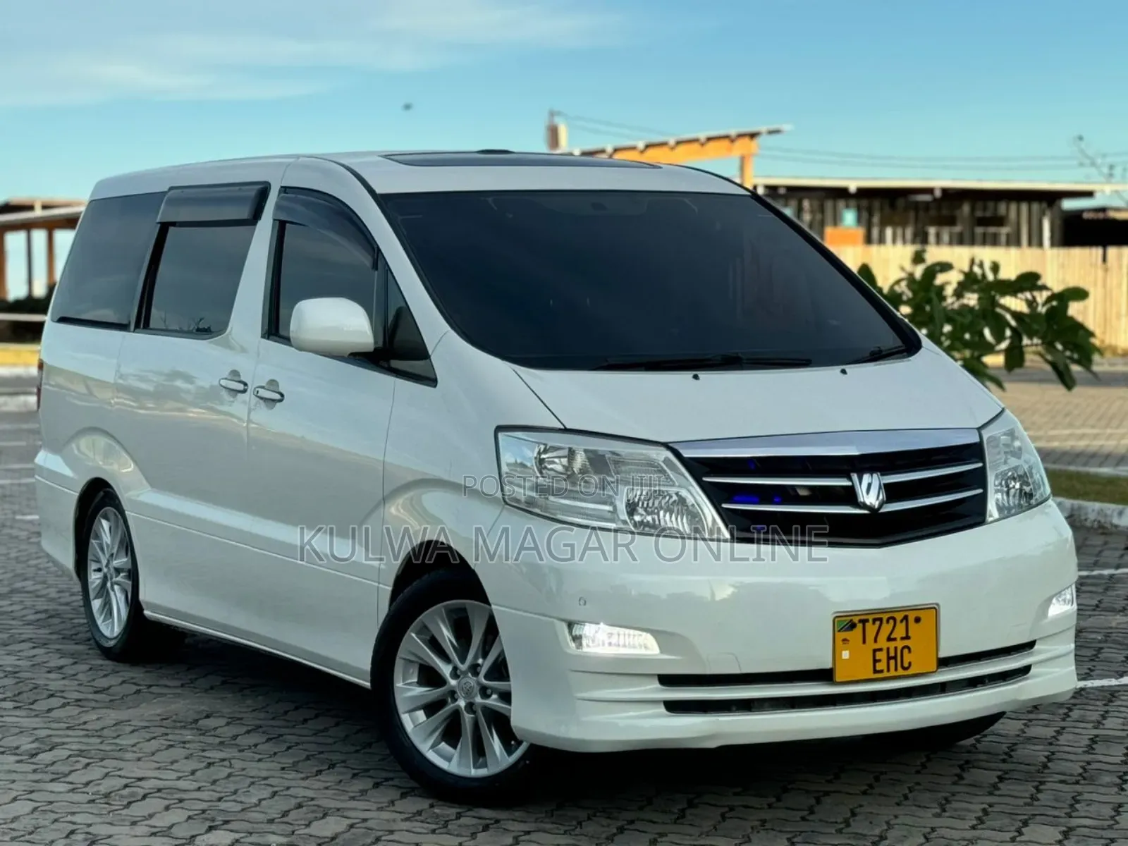Toyota Alphard 2005 White