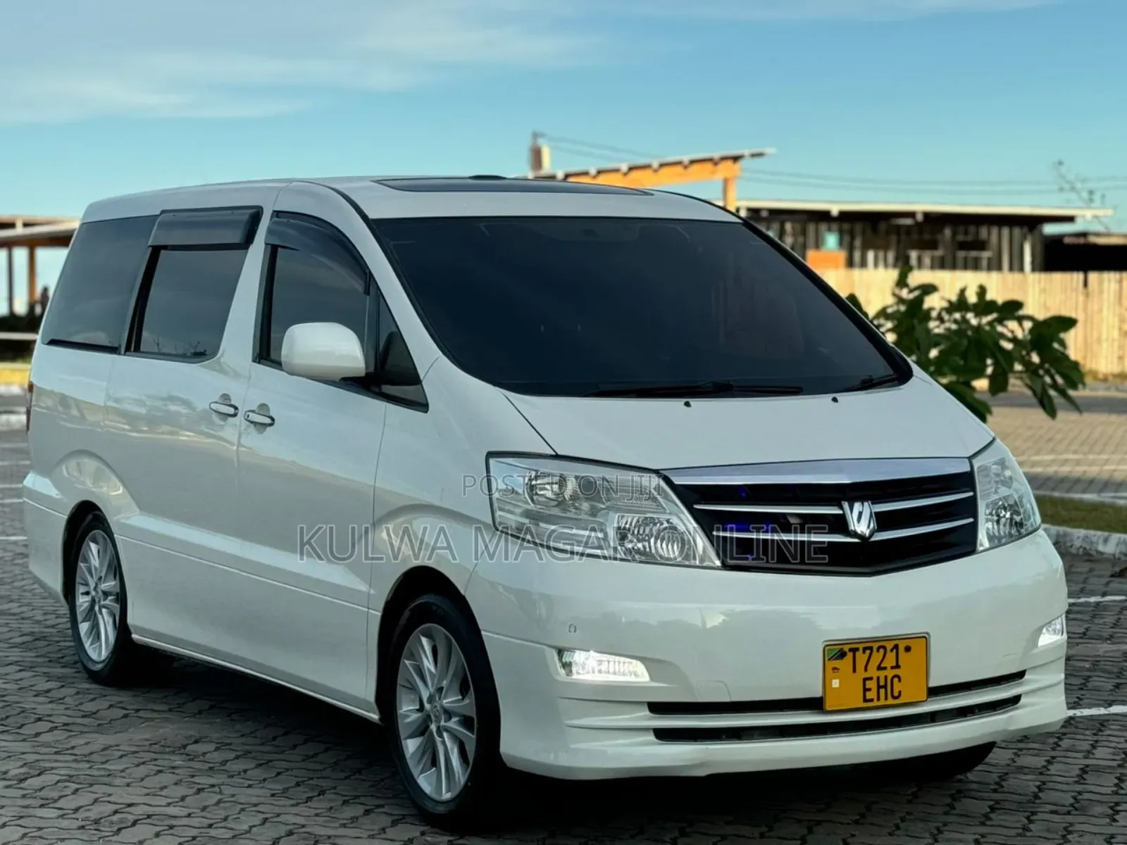 Toyota Alphard 2005 White