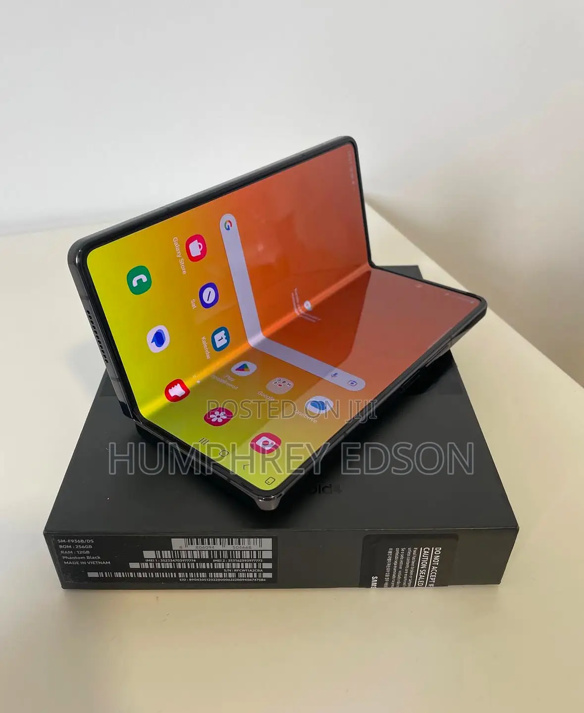 New Samsung Galaxy Z Fold4 256 GB Black