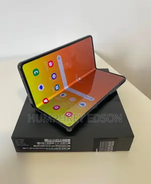 New Samsung Galaxy Z Fold4 256 GB Black