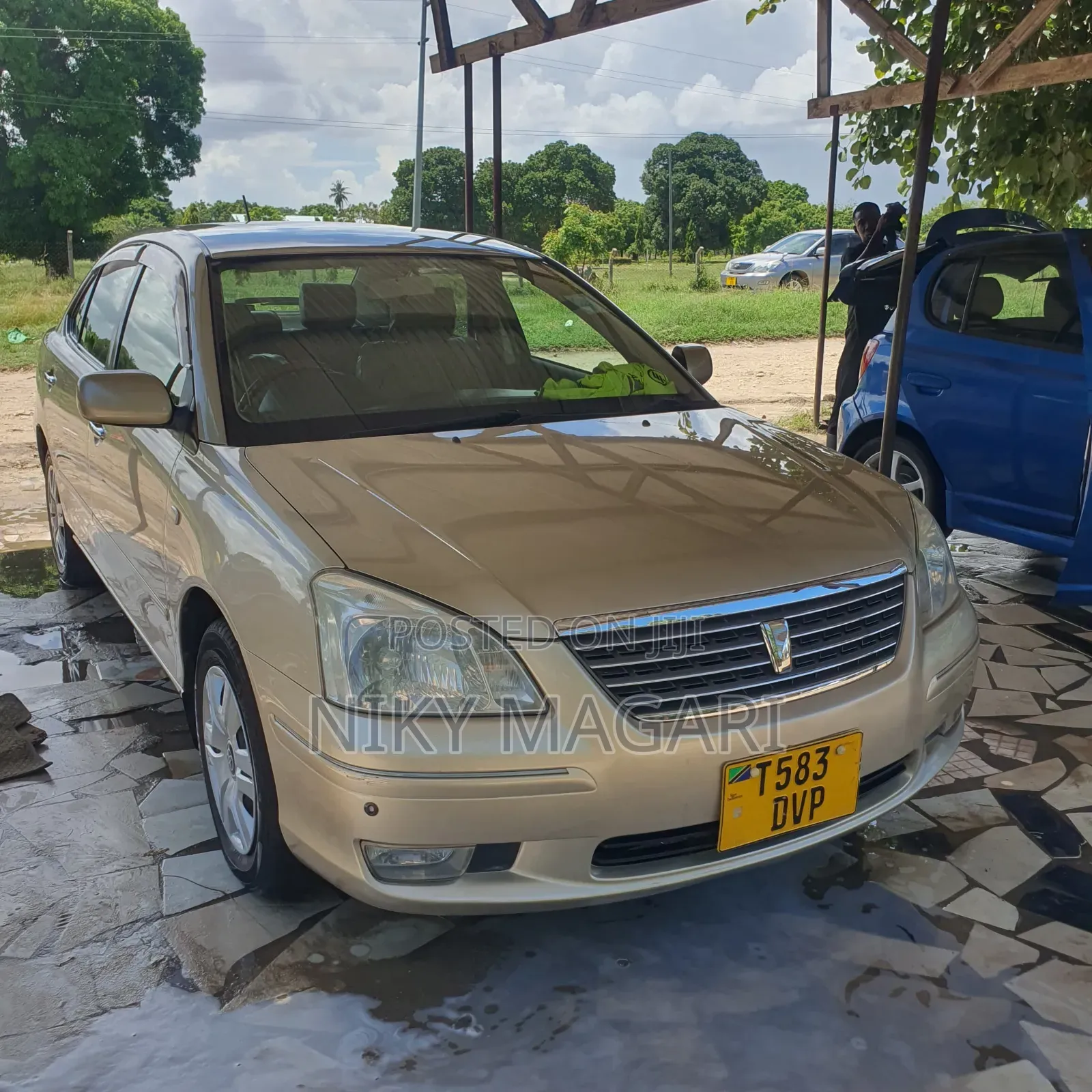 Toyota Premio 2006 Gold