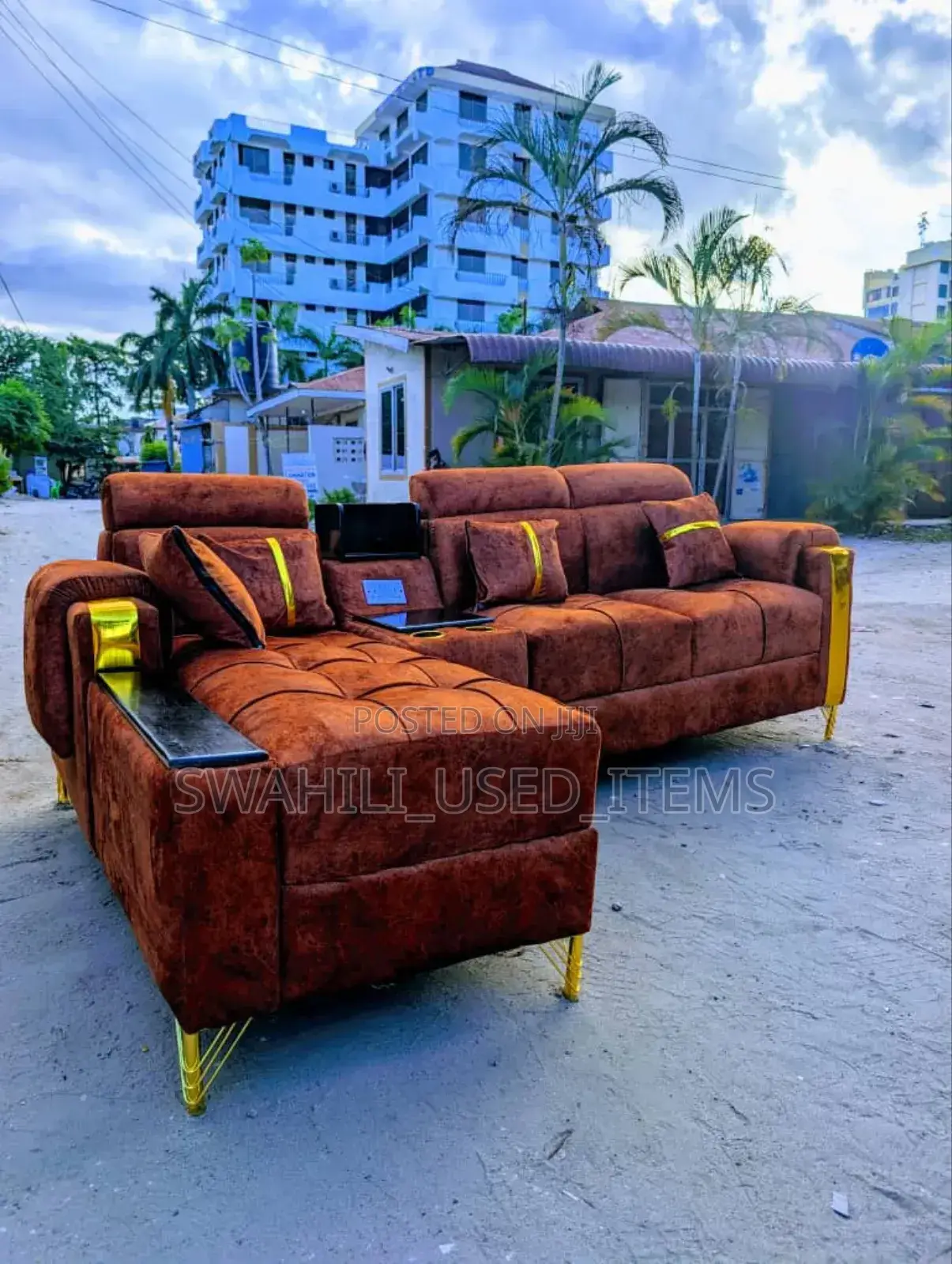 L Shape Sofa Mpya Kabsa