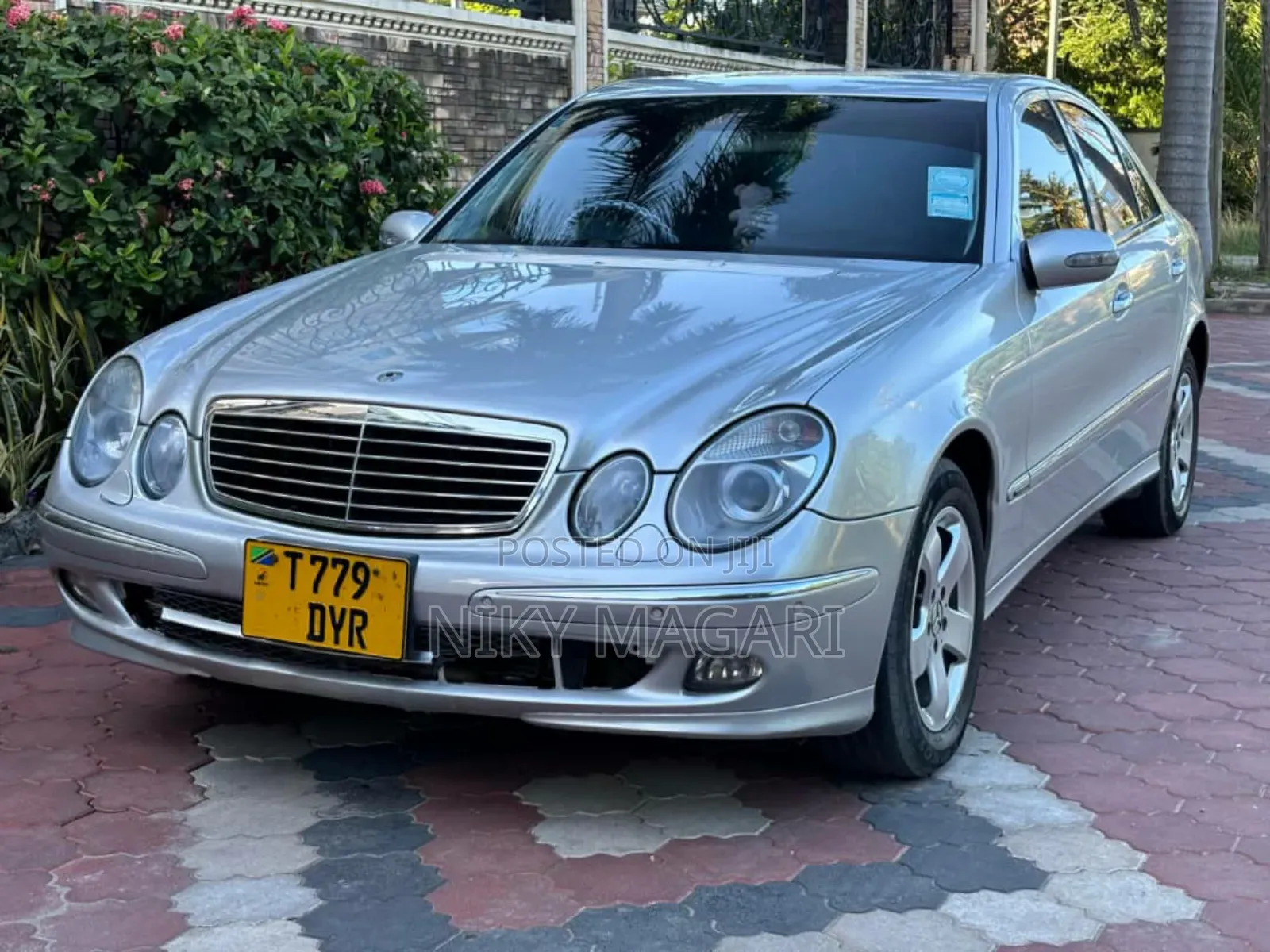 Mercedes-Benz E240 2005 Silver