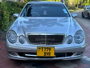 Mercedes-Benz E240 2005 Silver
