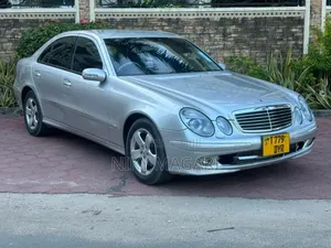 Mercedes-Benz E240 2005 Silver