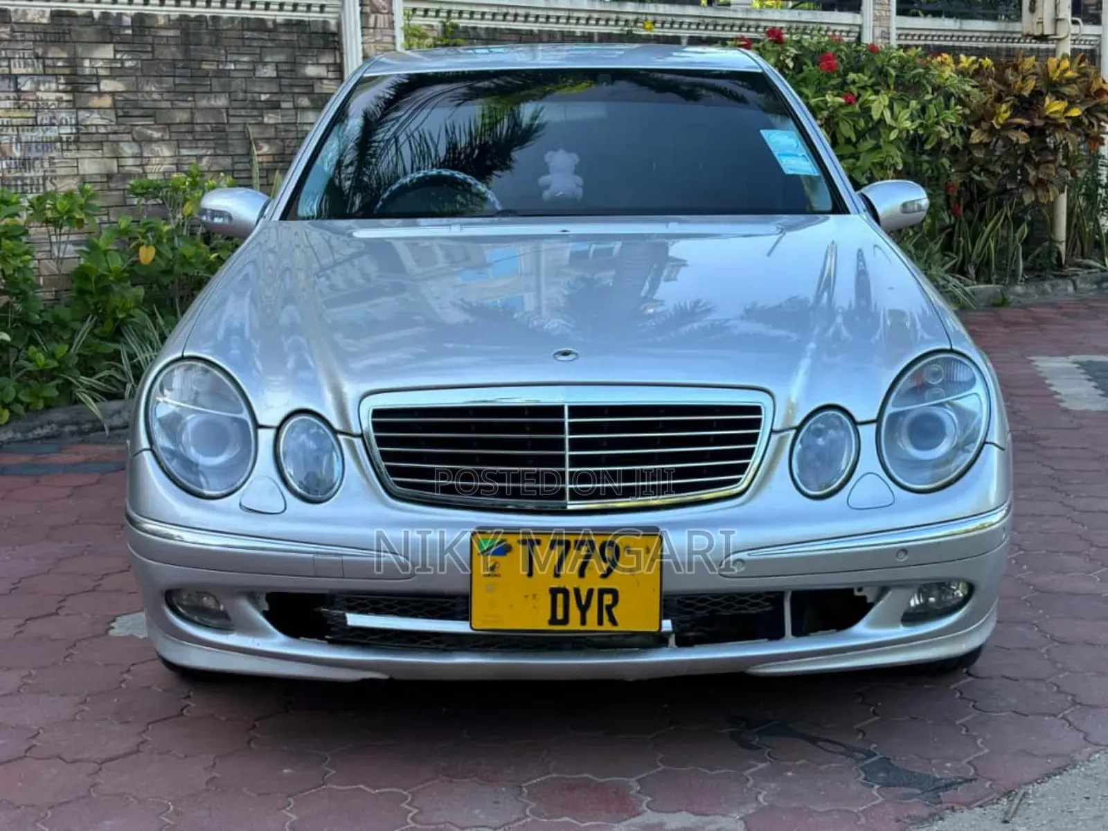 Mercedes-Benz E240 2005 Silver