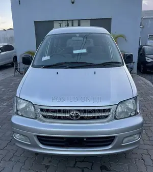 Toyota Noah 2.0 FWD (8 Seater) 2001 Silver