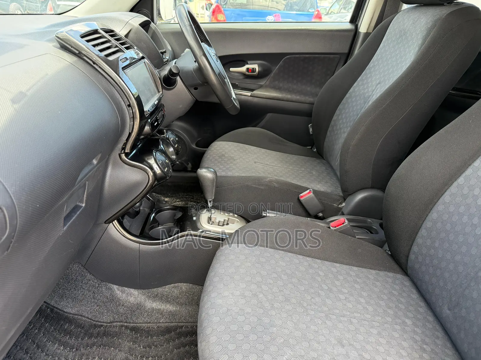 Toyota IST 2009 Black