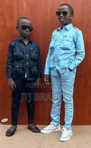 New Children Four Pockets Wear
