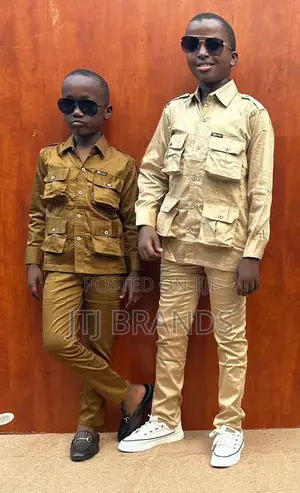 New Children Four Pockets Wear