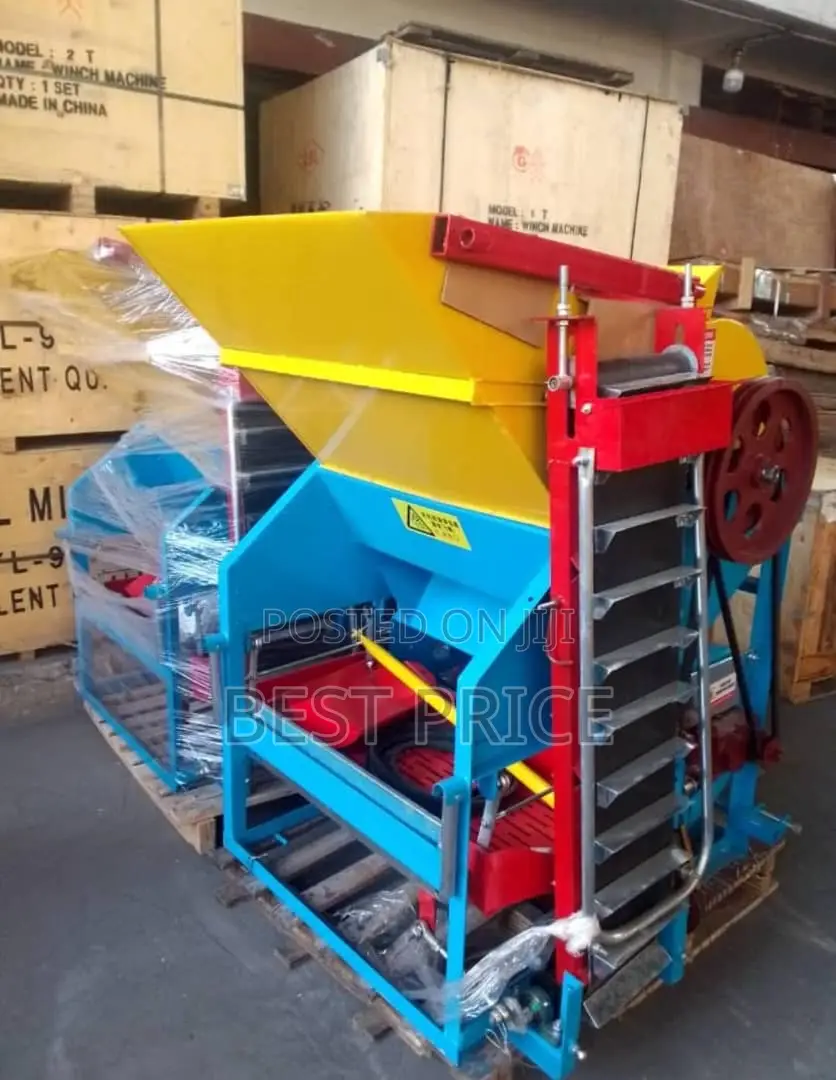 Peanut Remove Machine Model 700