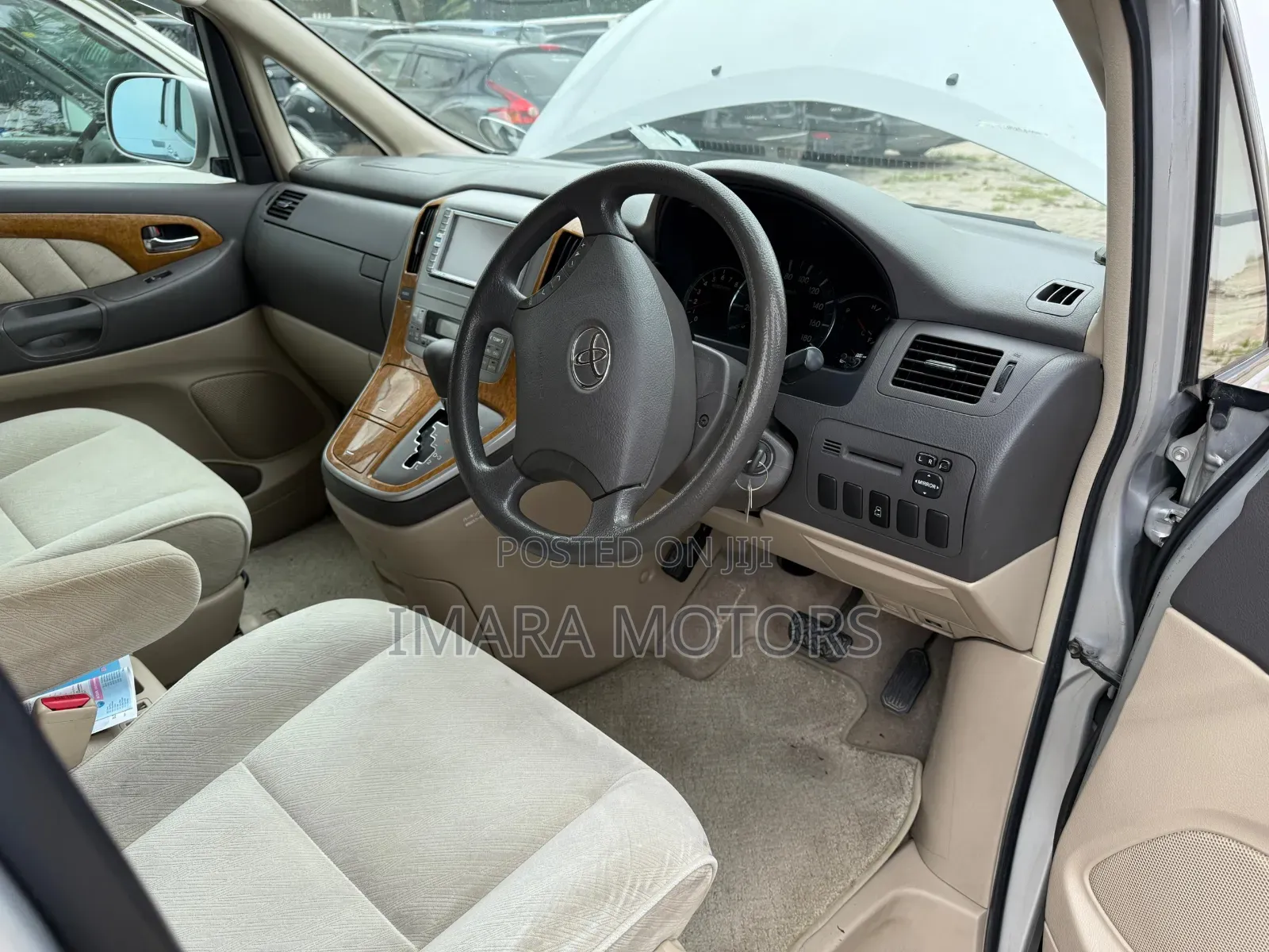 Toyota Alphard 2005 Silver