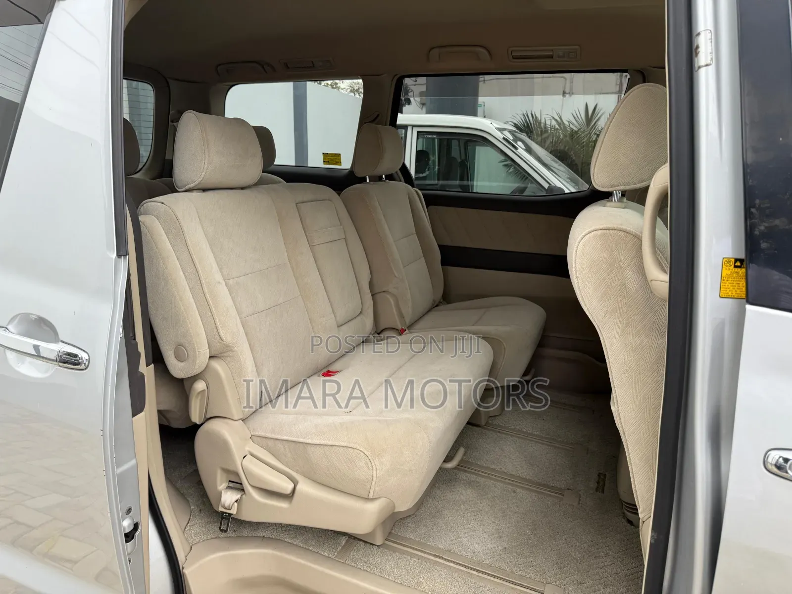Toyota Alphard 2005 Silver