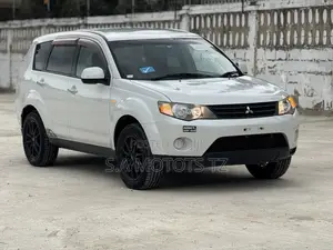 Mitsubishi Outlander 2.4 LS 4WD 2006 White