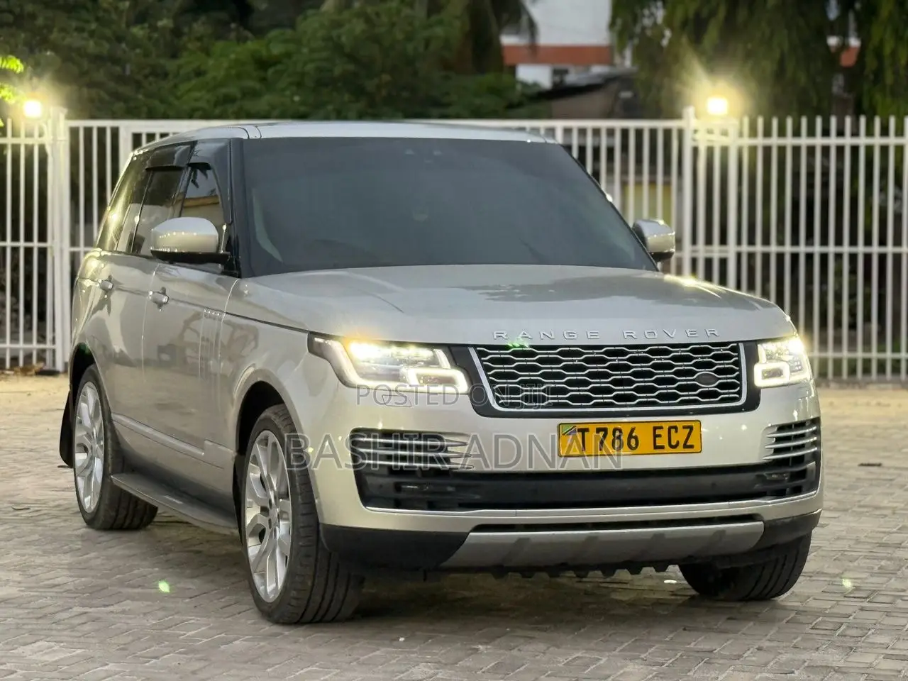 Land Rover Range Rover Vogue 2019 Beige