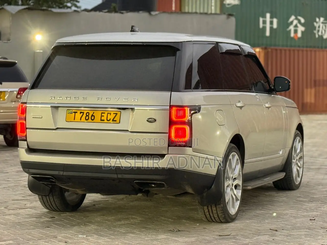 Land Rover Range Rover Vogue 2019 Beige