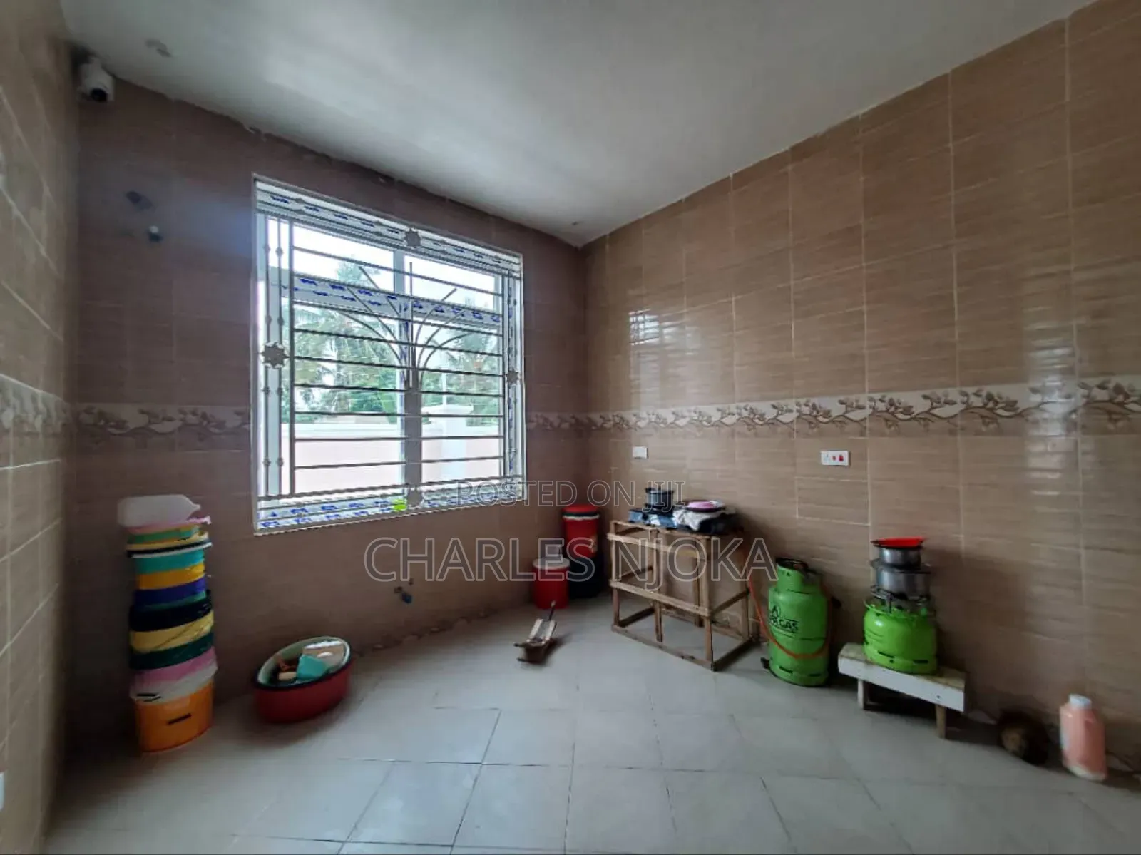 7bdrm Block of Flats in Tanzania Dare Salaam for sale