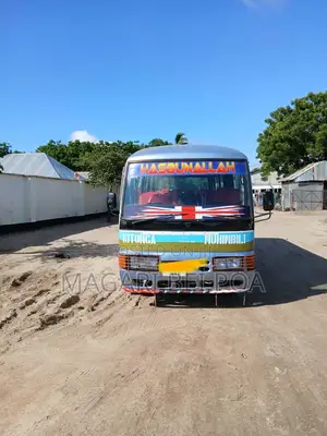 Nissan Civilian 2005 Blue