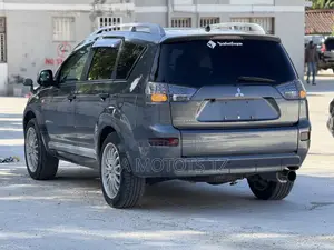 Mitsubishi Outlander 2006 Gray