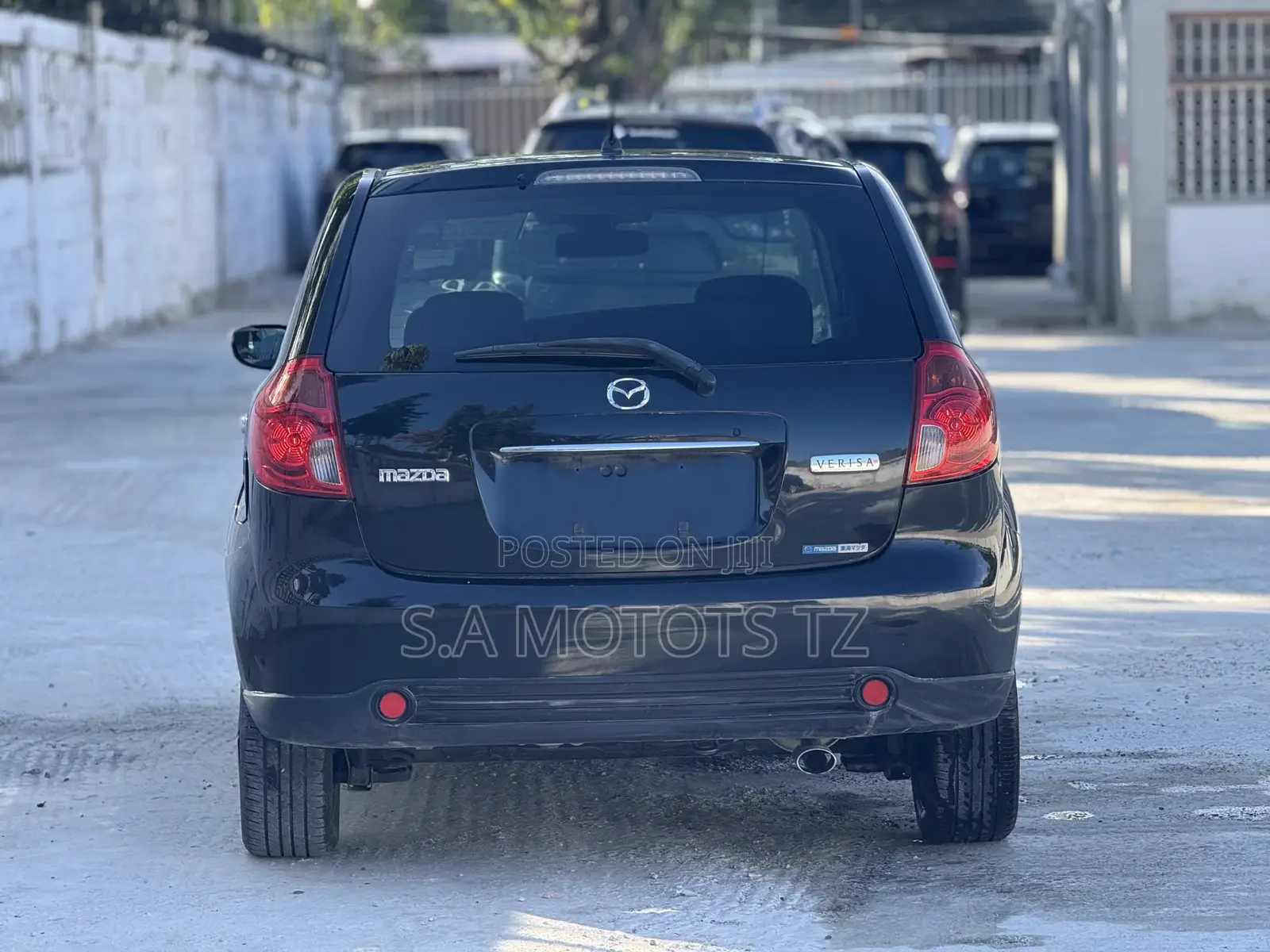 Mazda Verisa 2005 Black