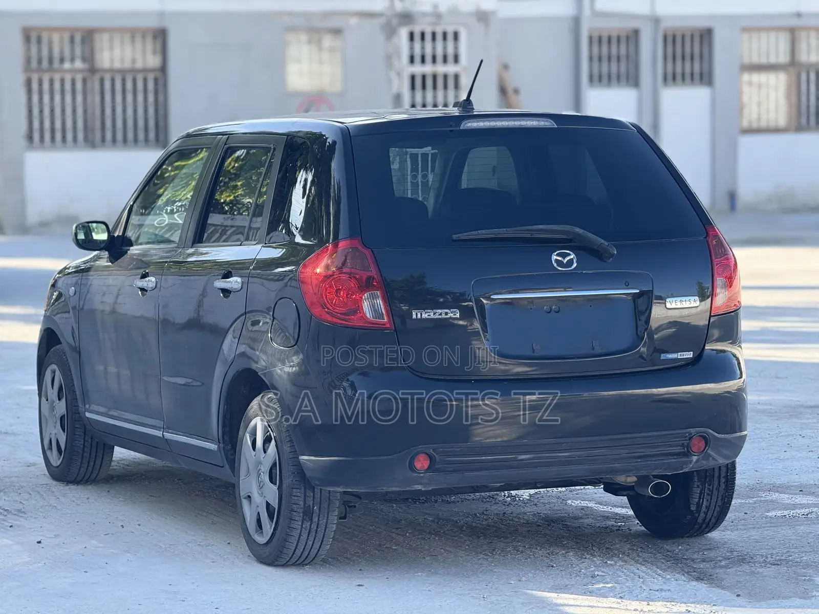 Mazda Verisa 2005 Black