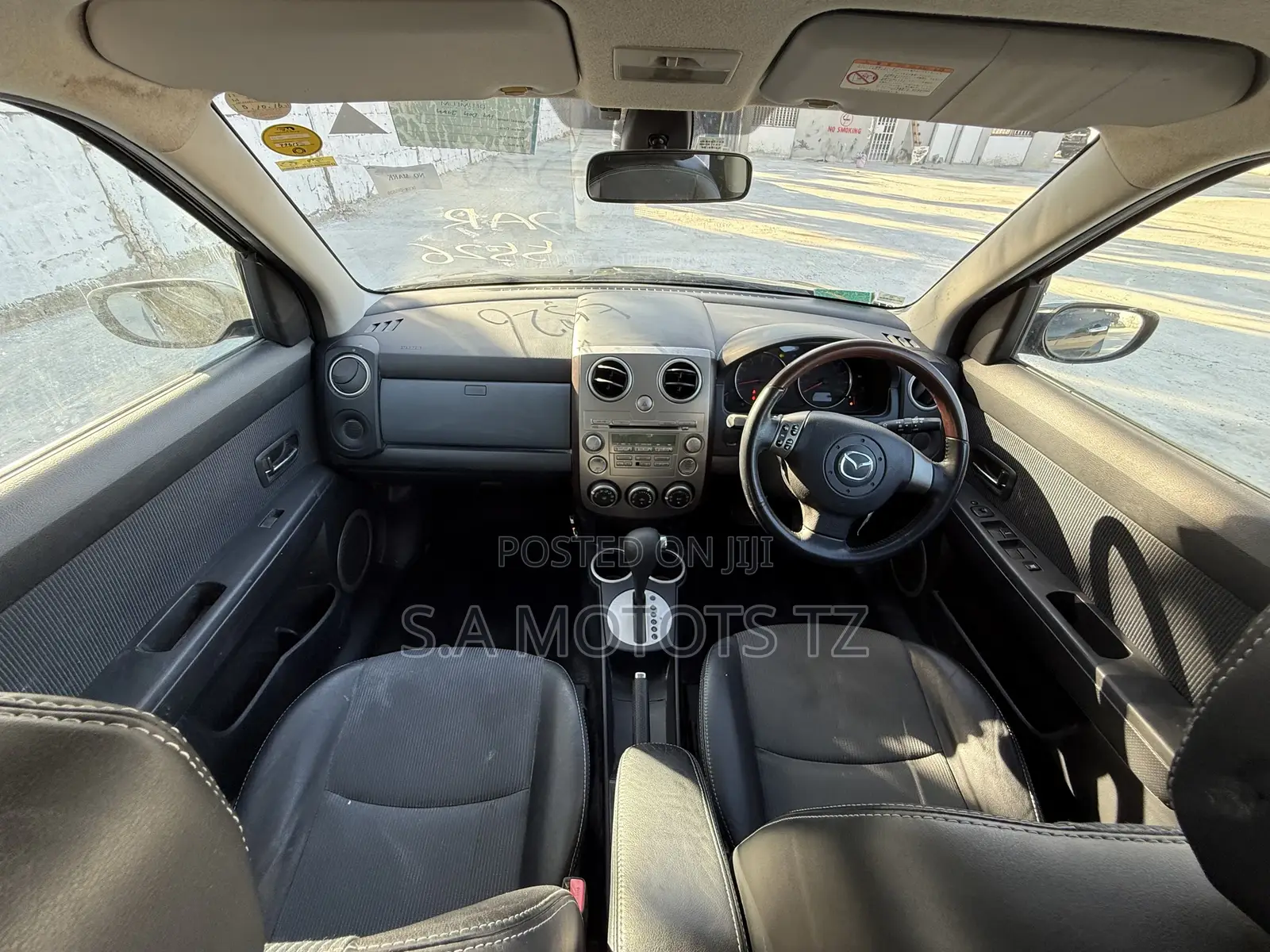 Mazda Verisa 2005 Black