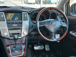 Toyota Harrier 2.4 2005 Black