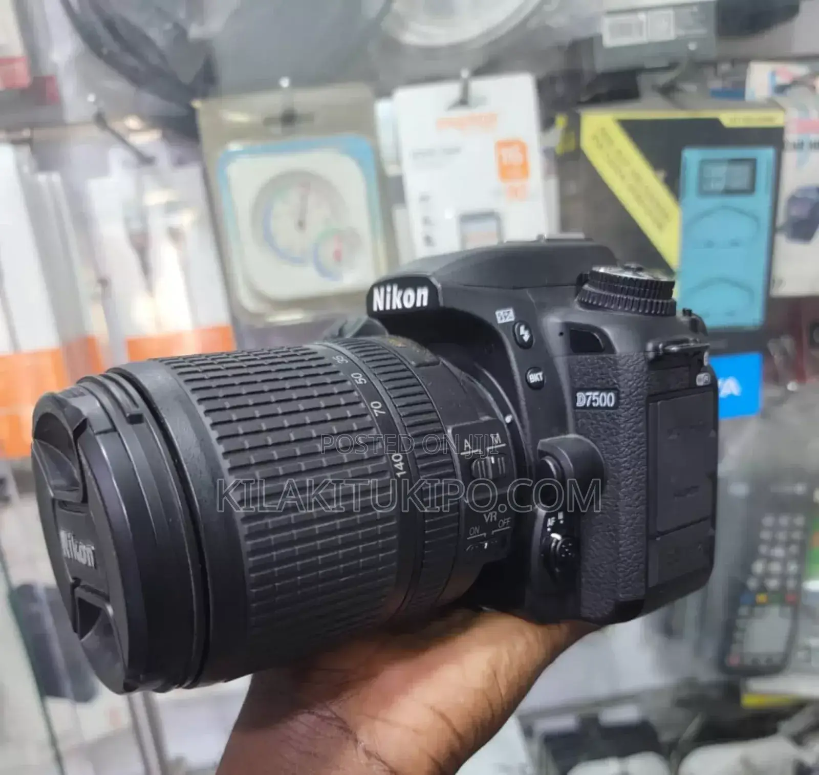 Nikon D7500 With Lens 18-140mm