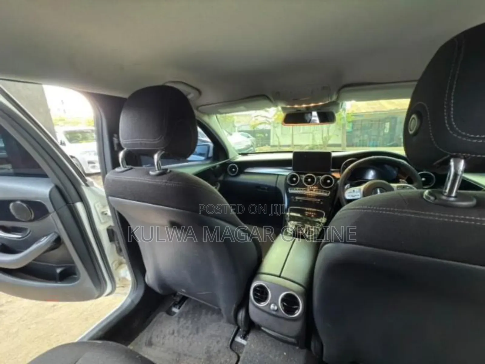 Mercedes-Benz C200 2015 White
