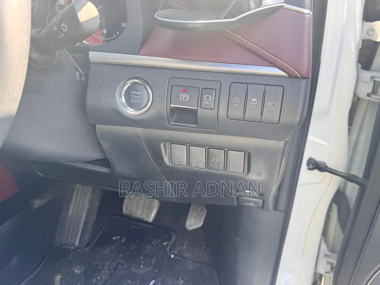 Toyota Harrier 2.0 2018 White