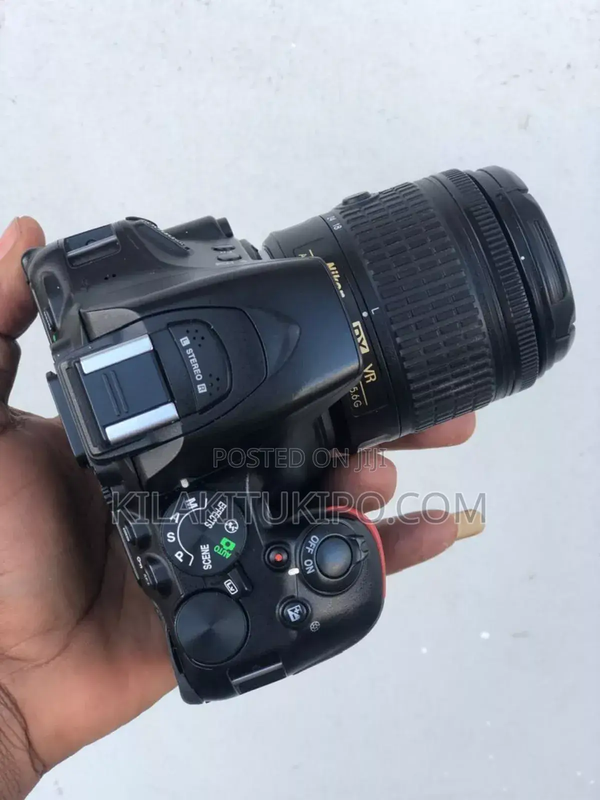 Nikon D5600 Camera With Lens