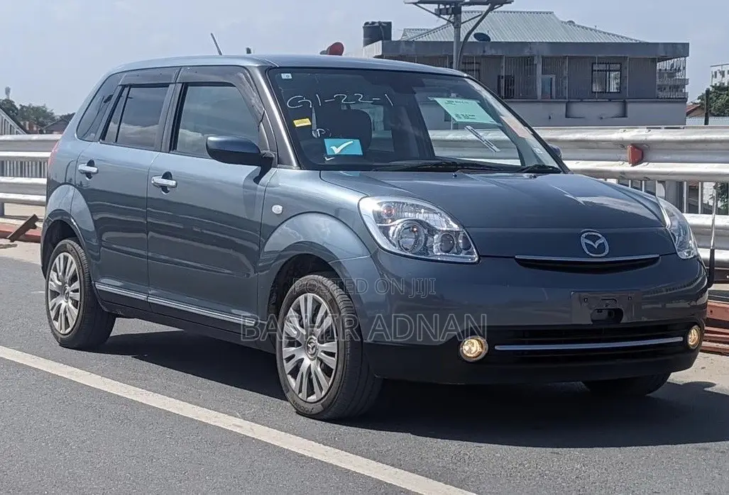 Mazda Verisa 2012 Gray