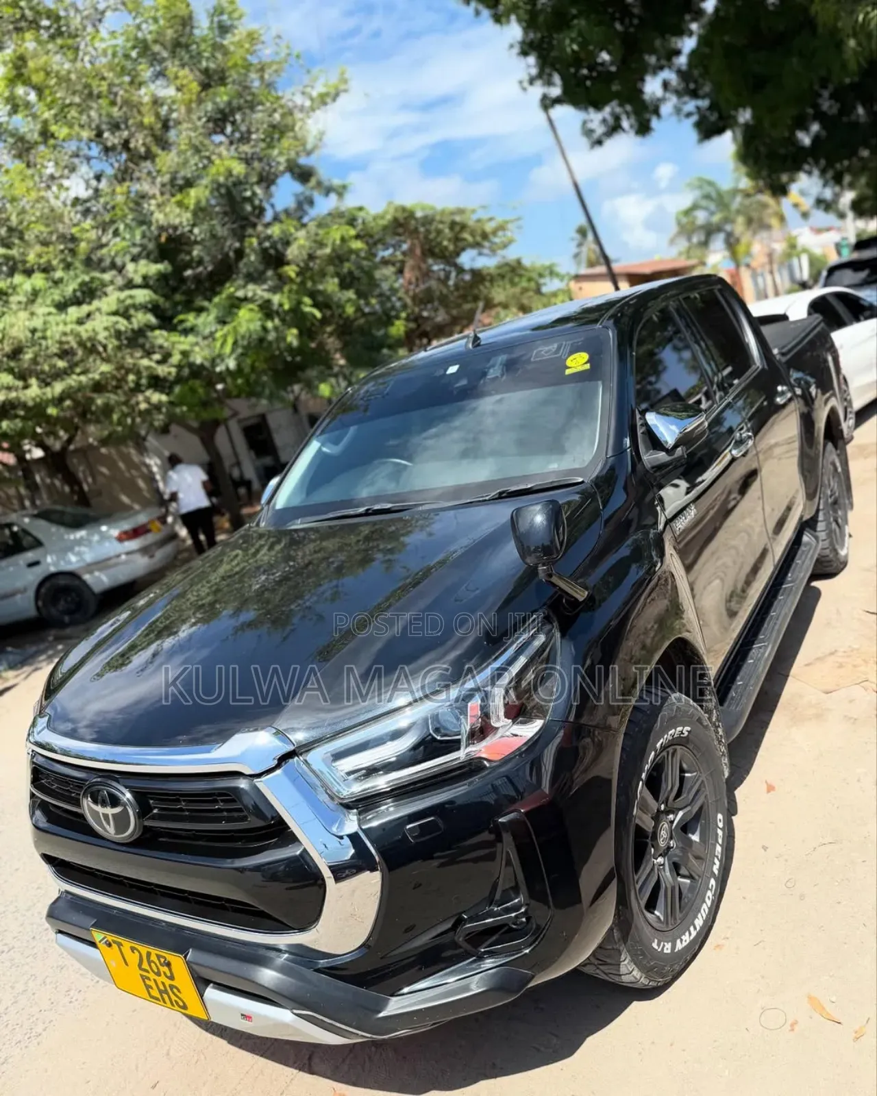 Toyota Hilux 2020 Black