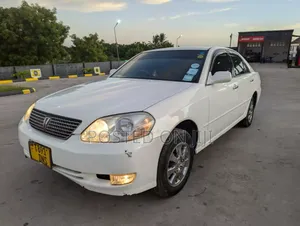 Toyota Mark II 2004 White