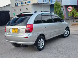 Toyota Nadia 2000 Silver