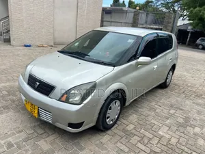 Toyota Opa 2002 Silver