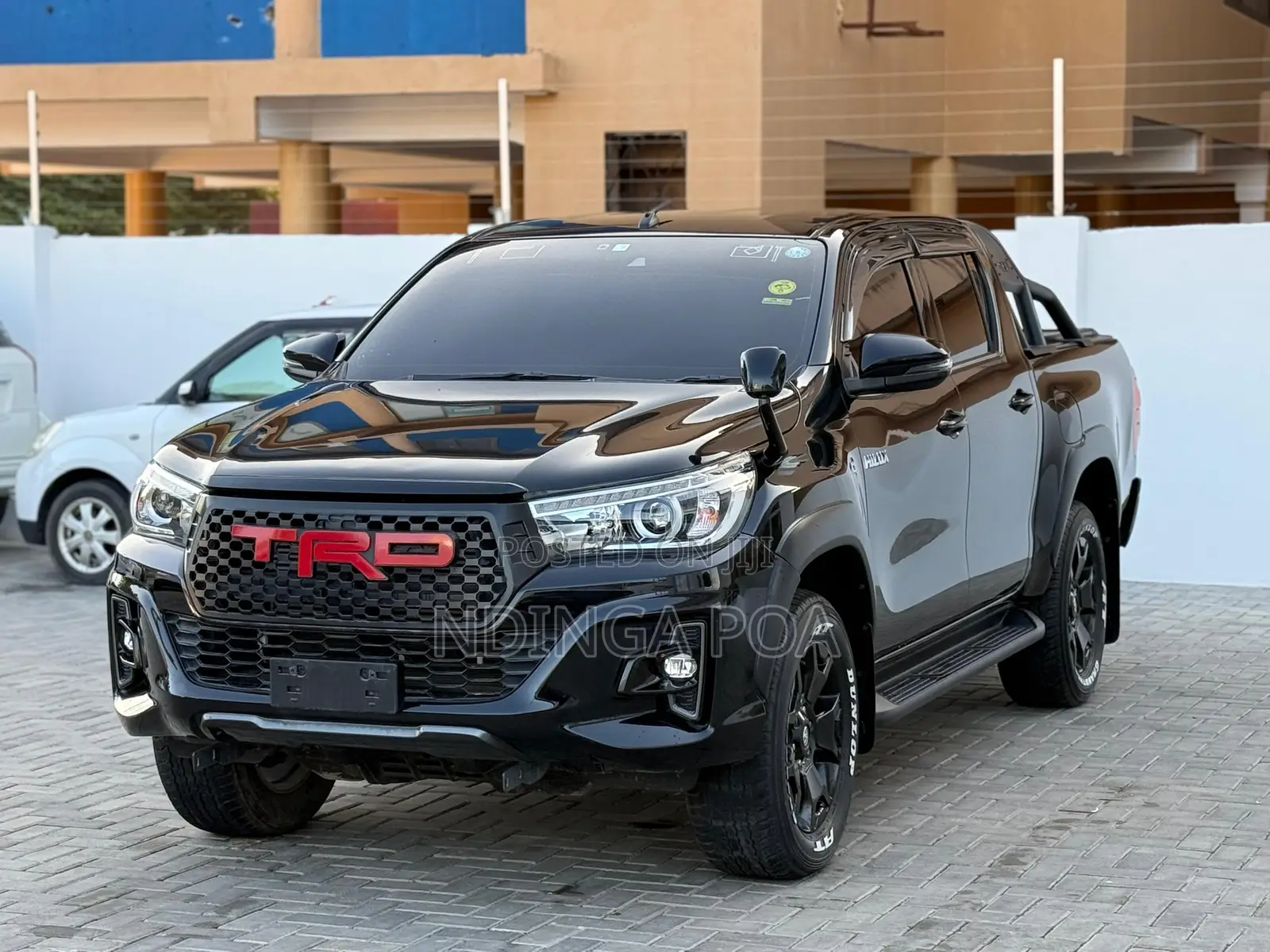 Toyota Hilux 2020 Black