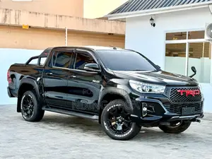 Toyota Hilux 2020 Black