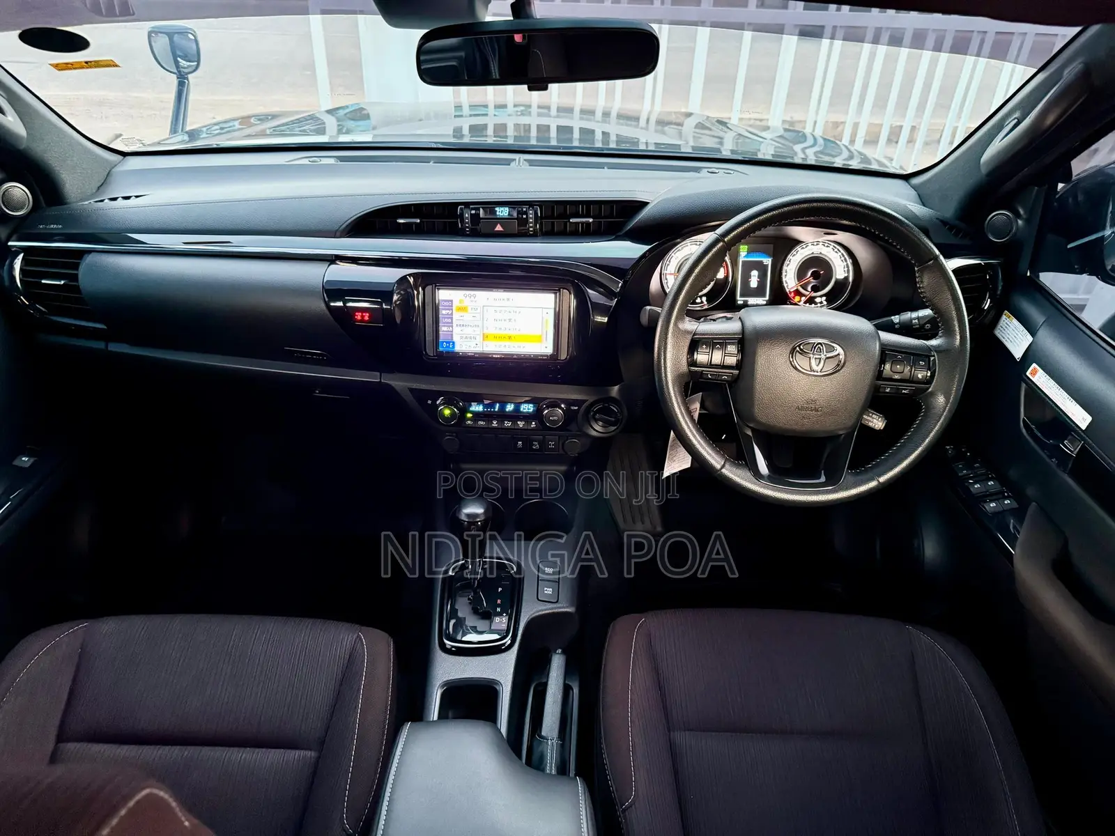 Toyota Hilux 2020 Black