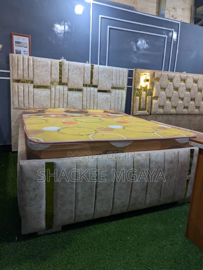 Veda Sofa 5/6 High Quality