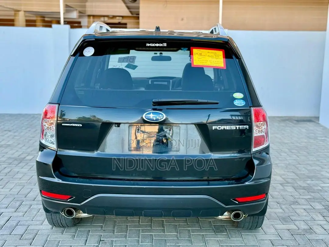 Subaru Forester 2011 Black