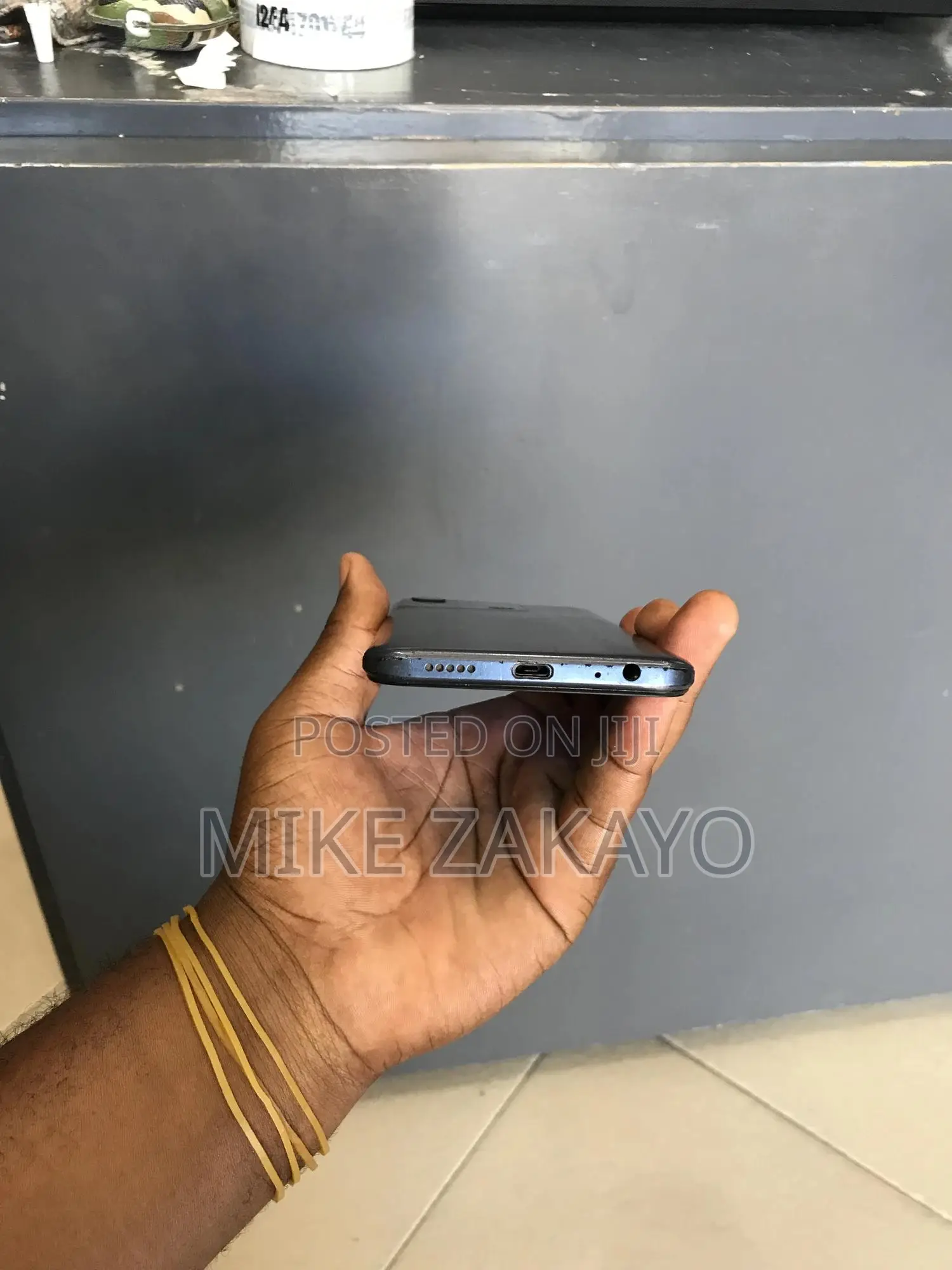 Tecno Spark 8C 64 GB Blue